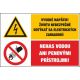 D302 Vysoké napätie....!/Nehas vodou ani penovými prístrojmi! samolepka/plast 130x131 mm